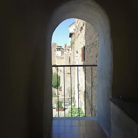 La Torre Della Piramide Penzion 3*